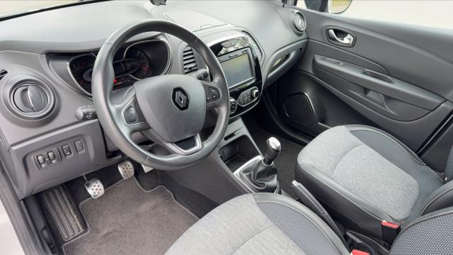 Renault Captur image 1
