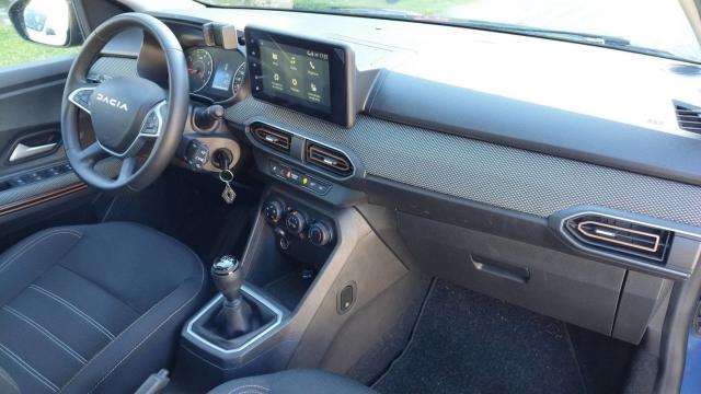 Dacia Sandero image 1