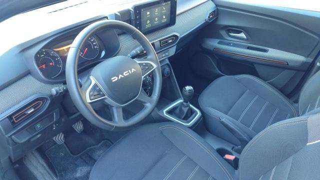 Dacia Sandero image 8