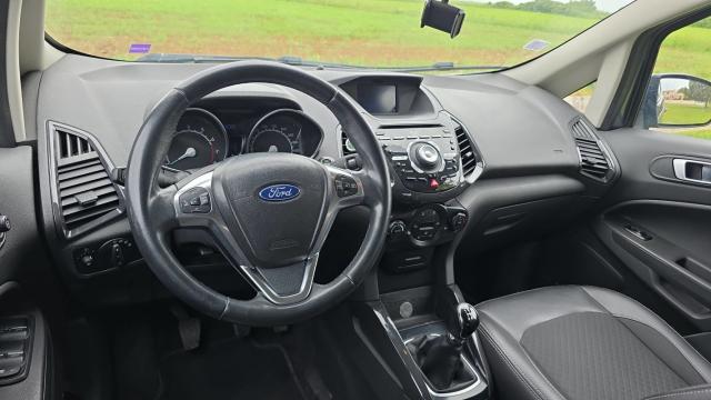 Ford Ecosport image 9