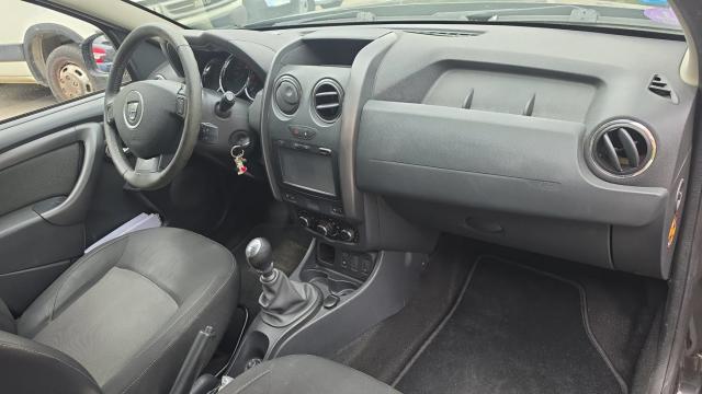 Dacia Duster image 9