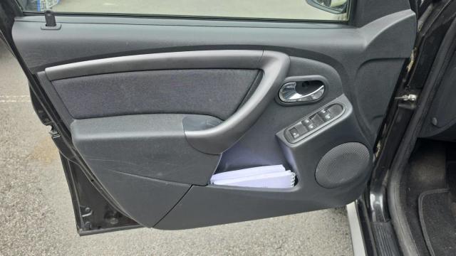 Dacia Duster image 2