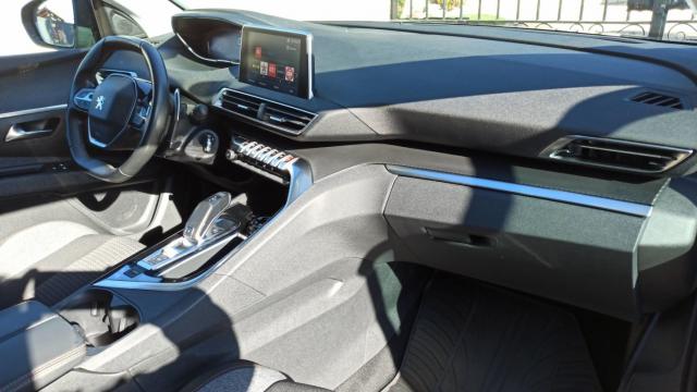 Peugeot 5008 image 9