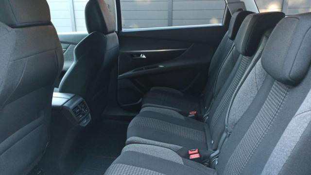 Peugeot 5008 image 8