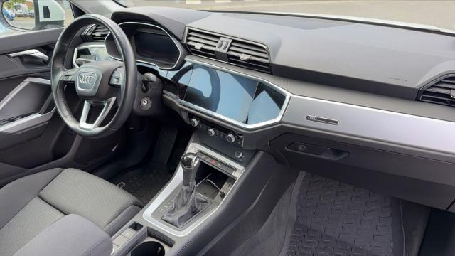 Audi Q3 image 2