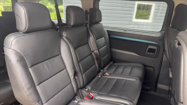 Peugeot Traveller image 3