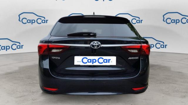 Toyota Avensis image 9