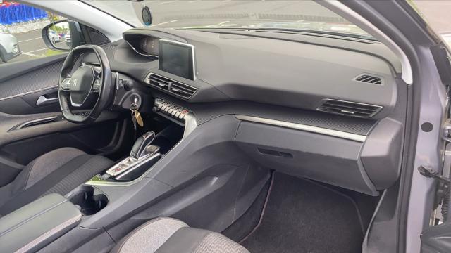Peugeot 3008 image 3
