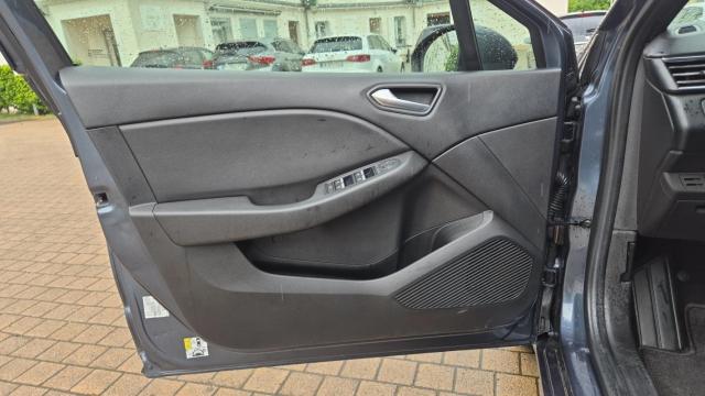 Renault Clio image 7