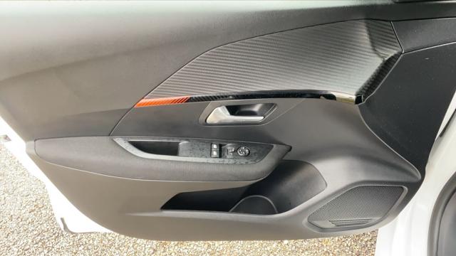 Peugeot 208 image 4