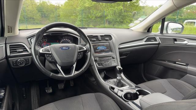 Ford Mondeo image 8