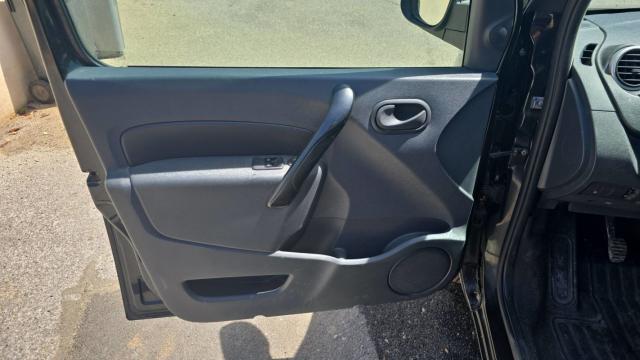 Renault Kangoo image 9