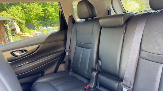 Nissan X-Trail image 9