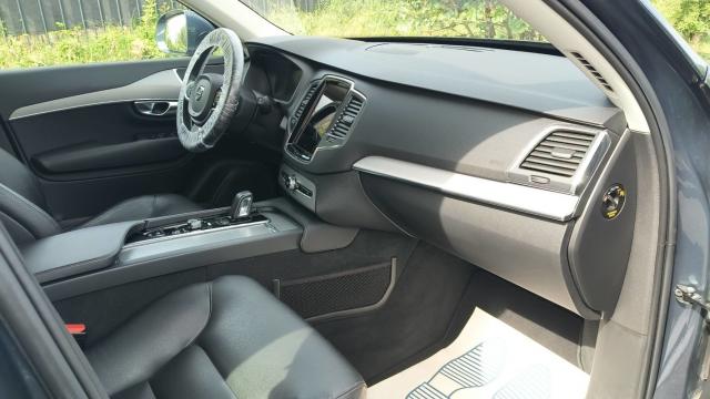 Volvo Xc90 image 9