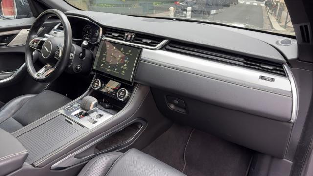 Jaguar F-Pace image 7
