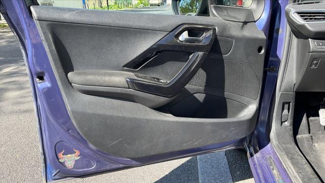 Peugeot 208 image 7