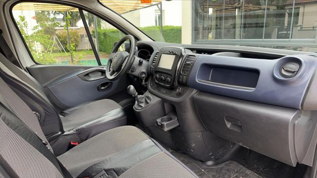 Opel Vivaro image 2