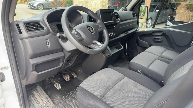 Renault Master image 9