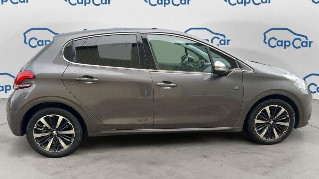 Peugeot 208 image 2