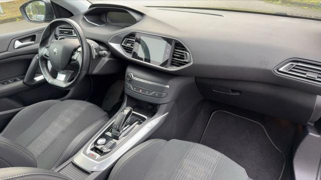 Peugeot 308 image 6