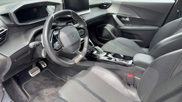 Peugeot 2008 image 7