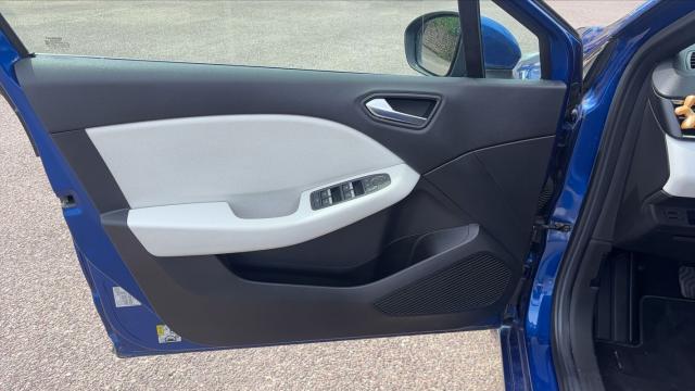 Renault Clio image 7