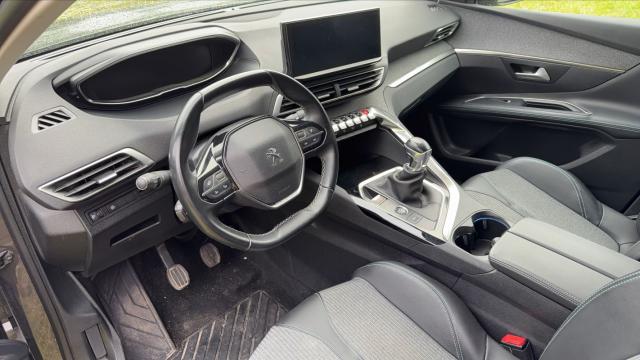 Peugeot 3008 image 8