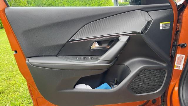 Peugeot 2008 image 9