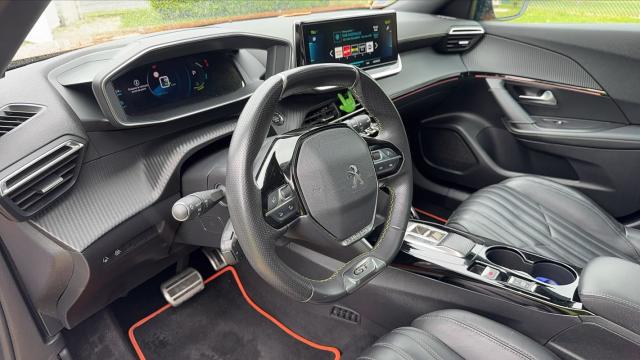 Peugeot 2008 image 4