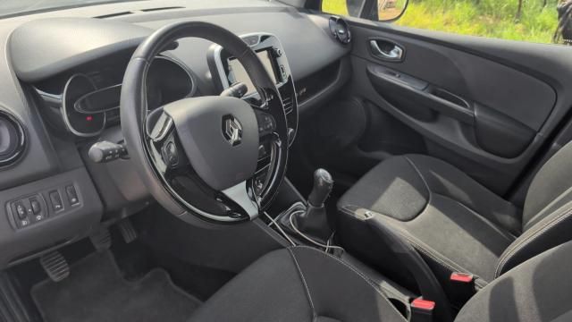 Renault Clio image 9