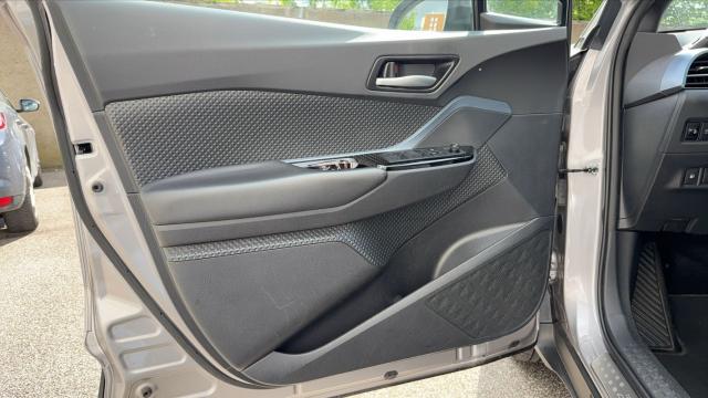 Toyota C-Hr image 9