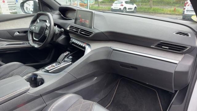 Peugeot 5008 image 4