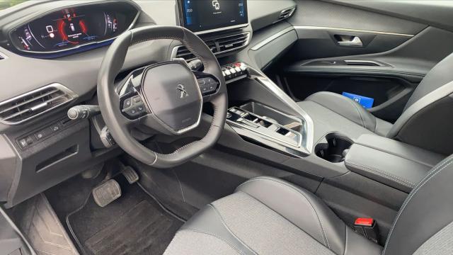 Peugeot 3008 image 3