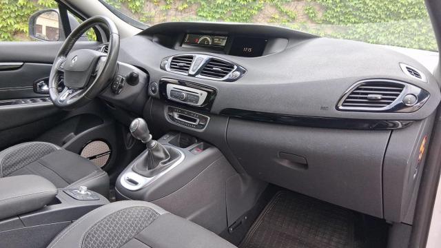Renault Scénic image 1