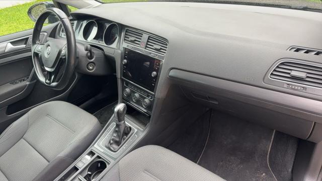 Volkswagen Golf Sw image 2
