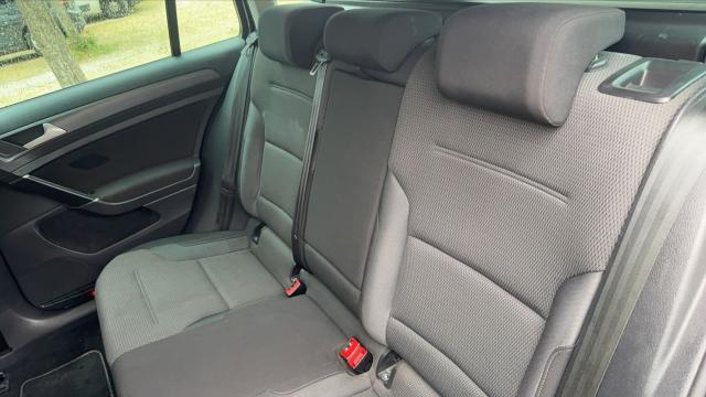 Volkswagen Golf Sw image 5