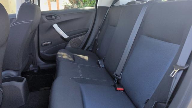 Peugeot 208 image 1