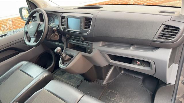Citroen Jumpy image 7
