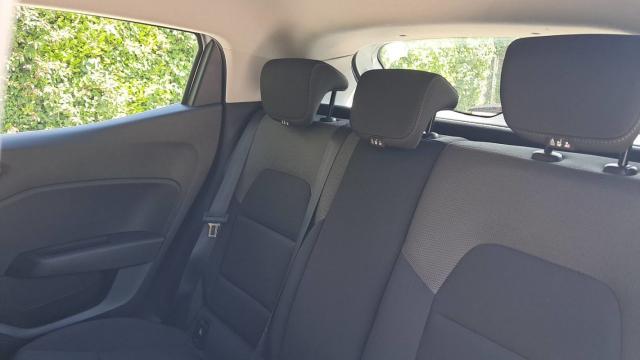 Renault Clio image 2