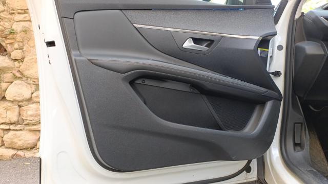 Peugeot 3008 image 5