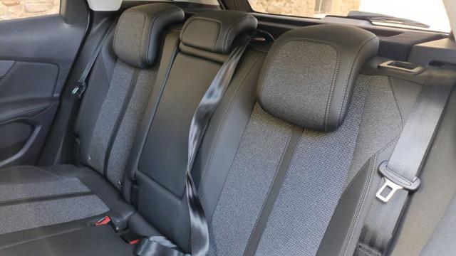 Peugeot 3008 image 6