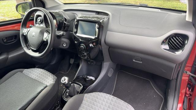 Peugeot 108 image 1