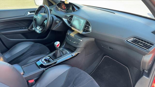 Peugeot 308 image 5
