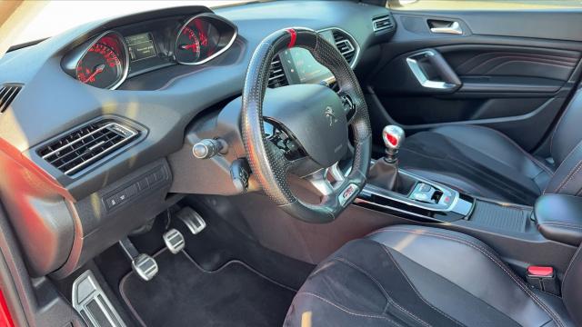 Peugeot 308 image 2