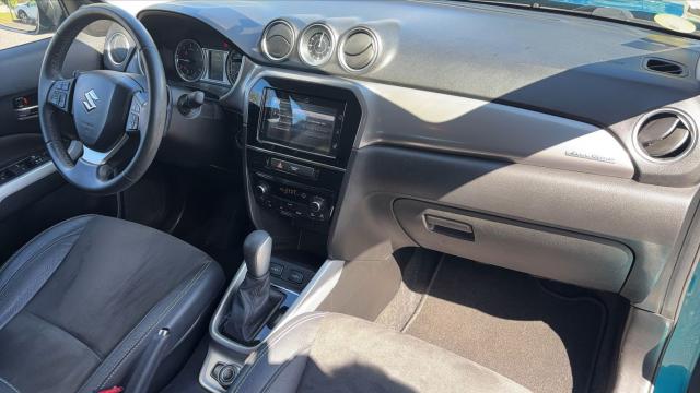 Suzuki Vitara image 6