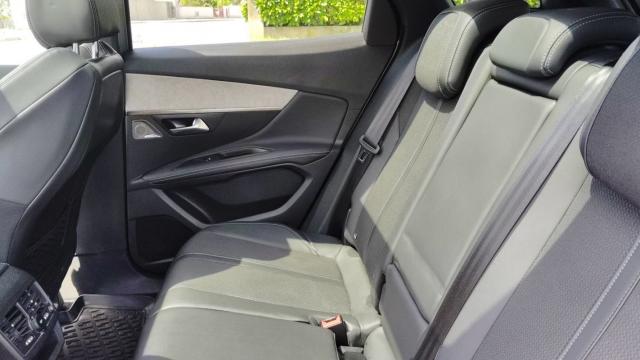Peugeot 3008 image 8