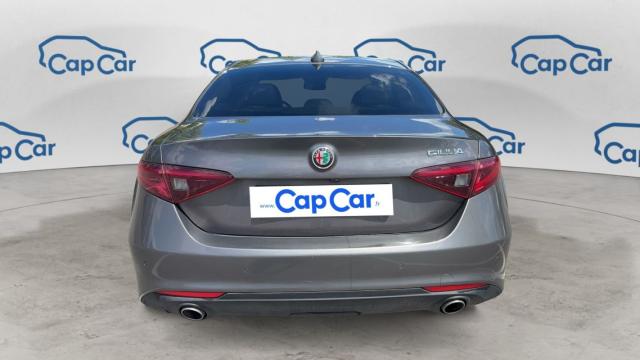 Alfa Romeo Giulia image 9