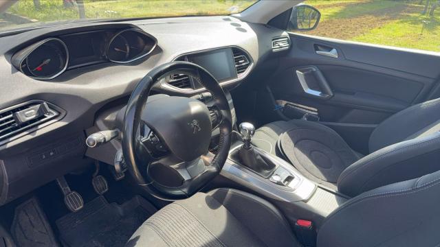 Peugeot 308 image 4