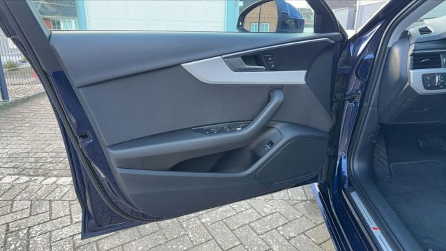 Audi A4 Avant image 6