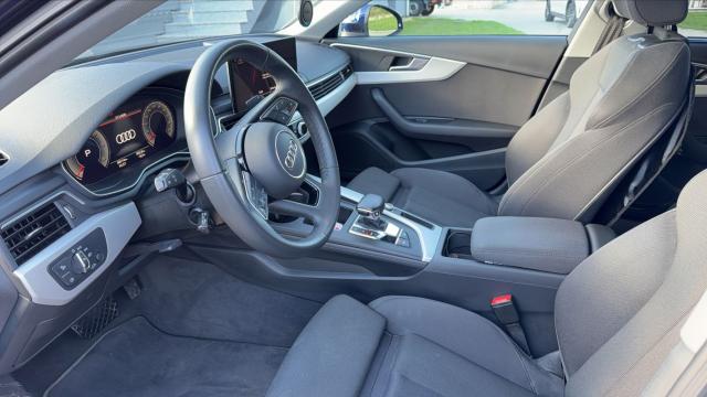 Audi A4 Avant image 9